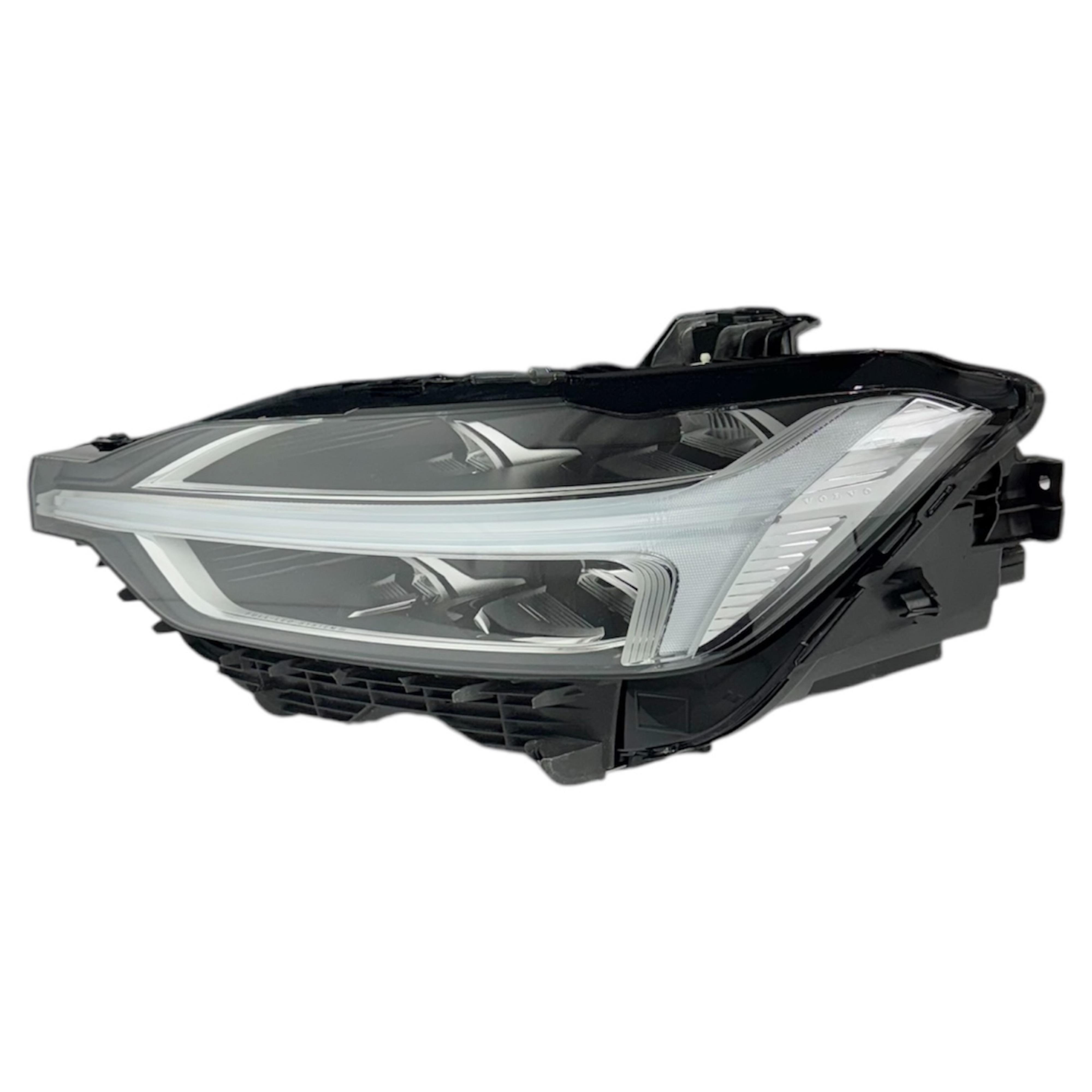 Volvo Far Xc60 18-20 Sol (Logolu/İçi Krom) AYDINLATMA