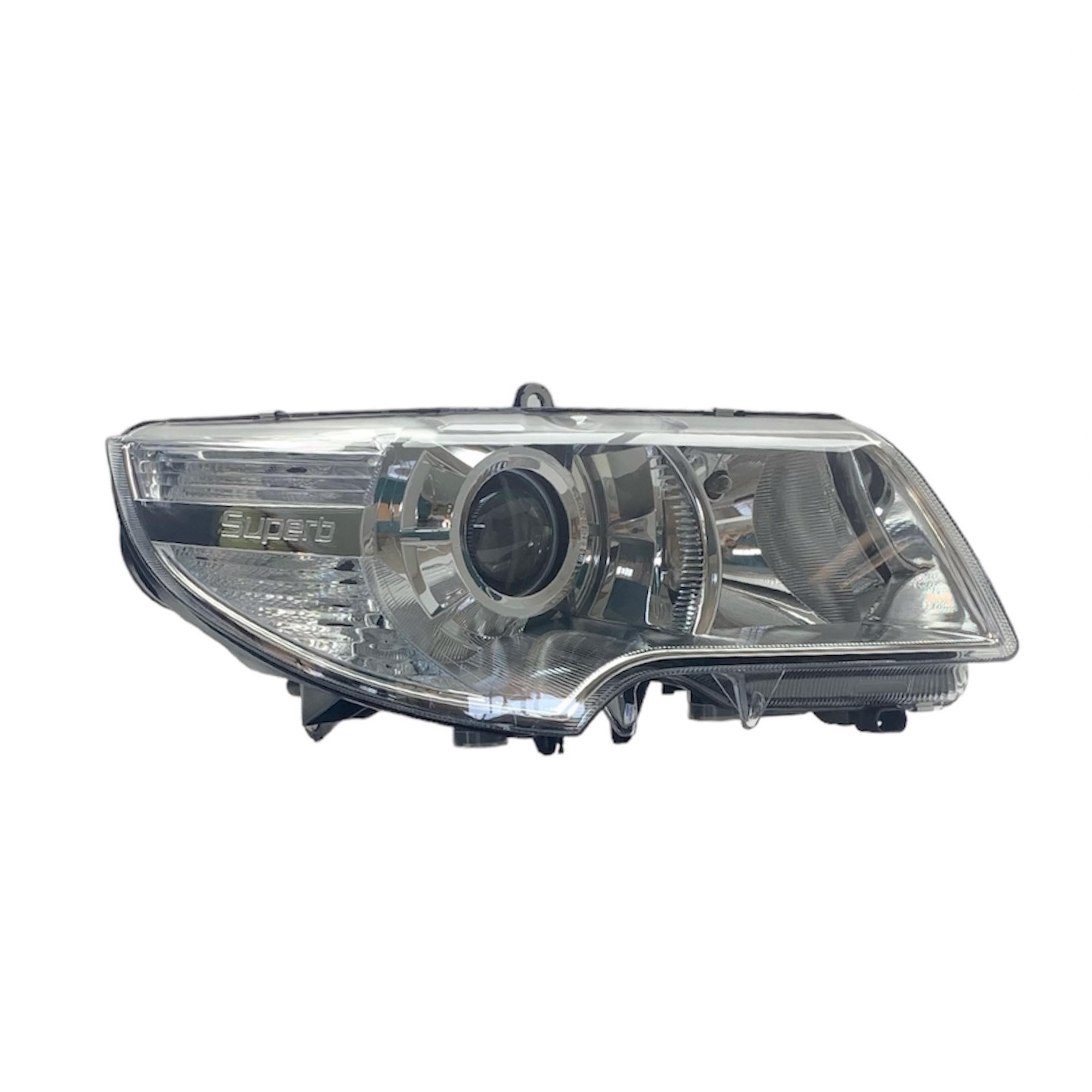 Skoda Far Super B 07-12 Sağ AYDINLATMA
