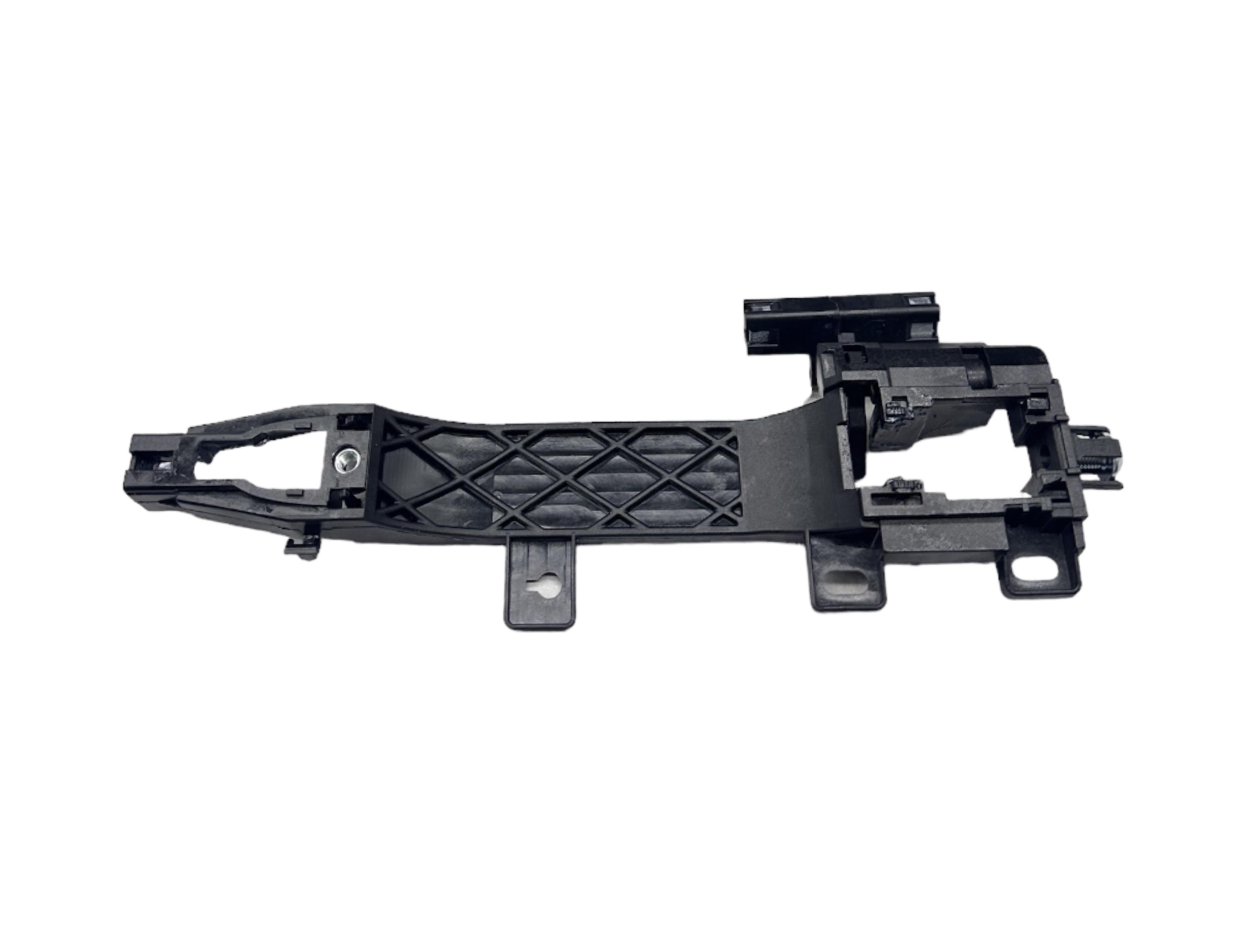 Chery Braket Kol Kapı Tiggo 7 Pro 22-24 Dış Ön Sol(Mekanizma) PLASTİK AKSAM