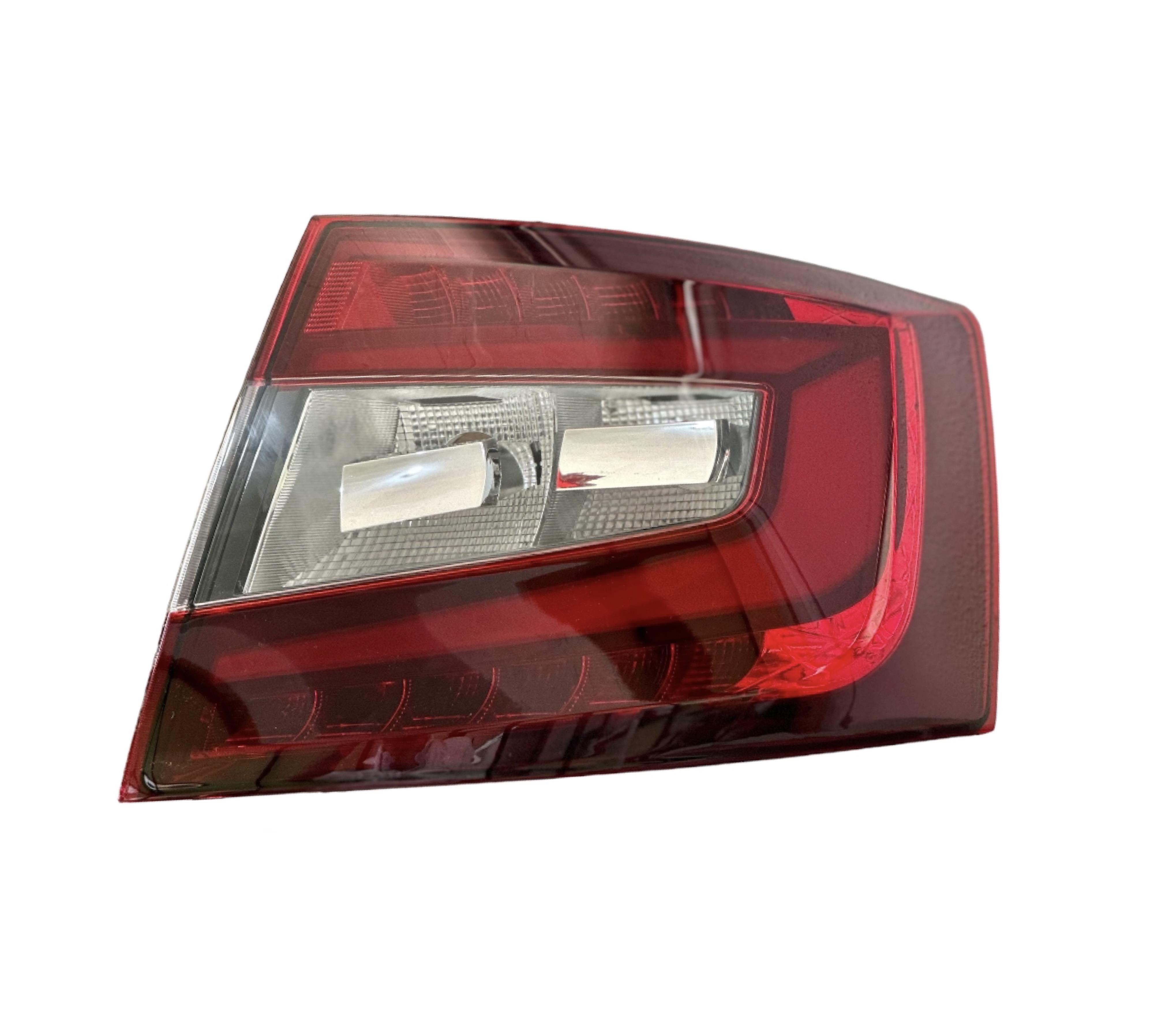 Skoda Stop Octavia 17-19 Sağ (Ledli) AYDINLATMA