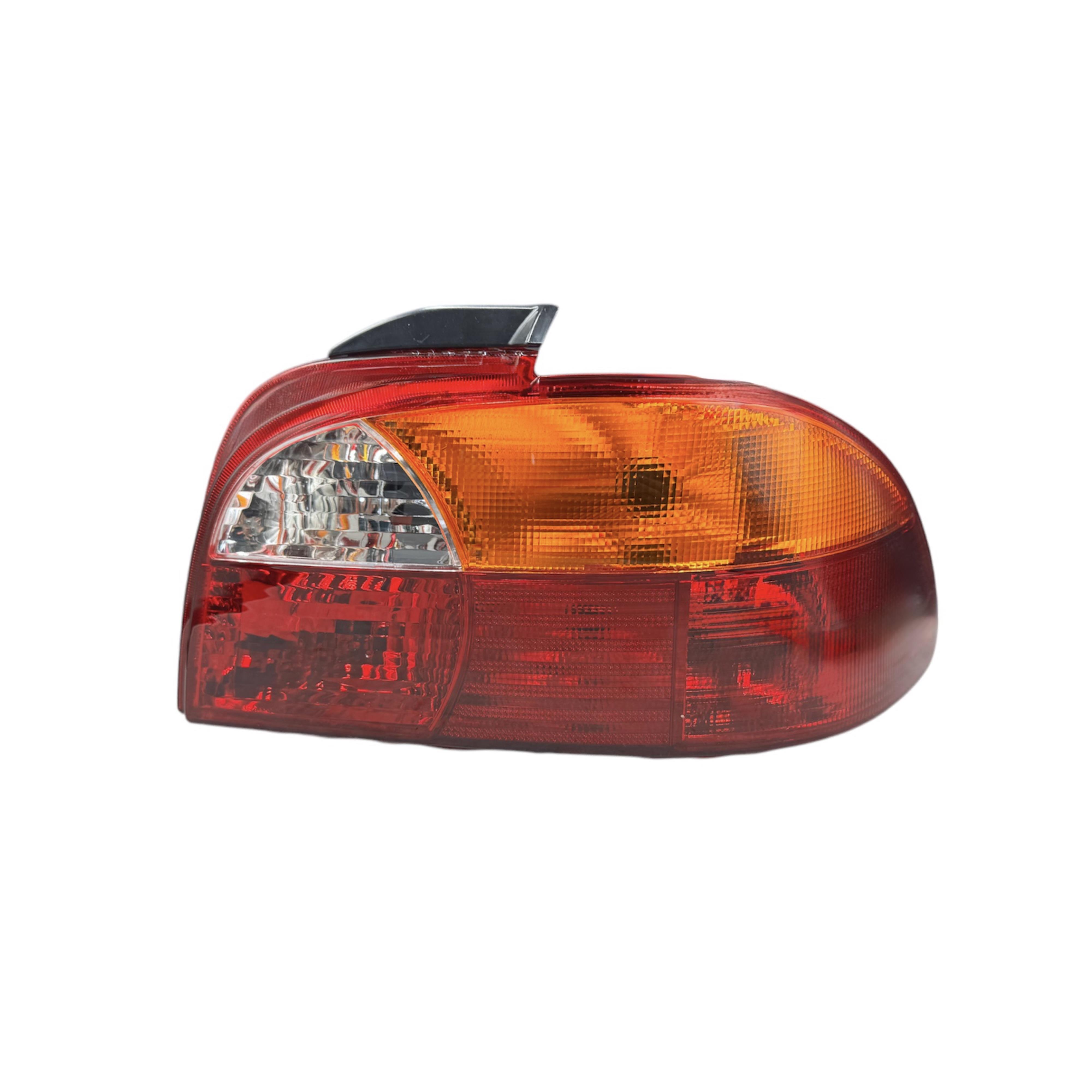 Toyota  Stop Avensis 98-00 Sol AYDINLATMA