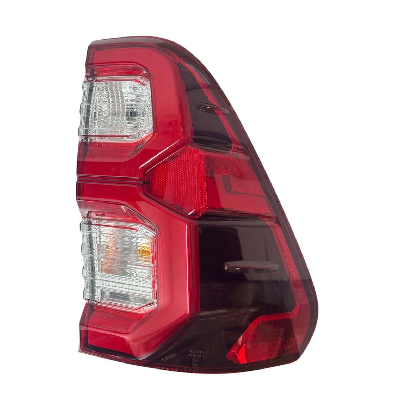 Toyota Stop Hılux 21-24 Sağ (Duylu/Ledli) AYDINLATMA
