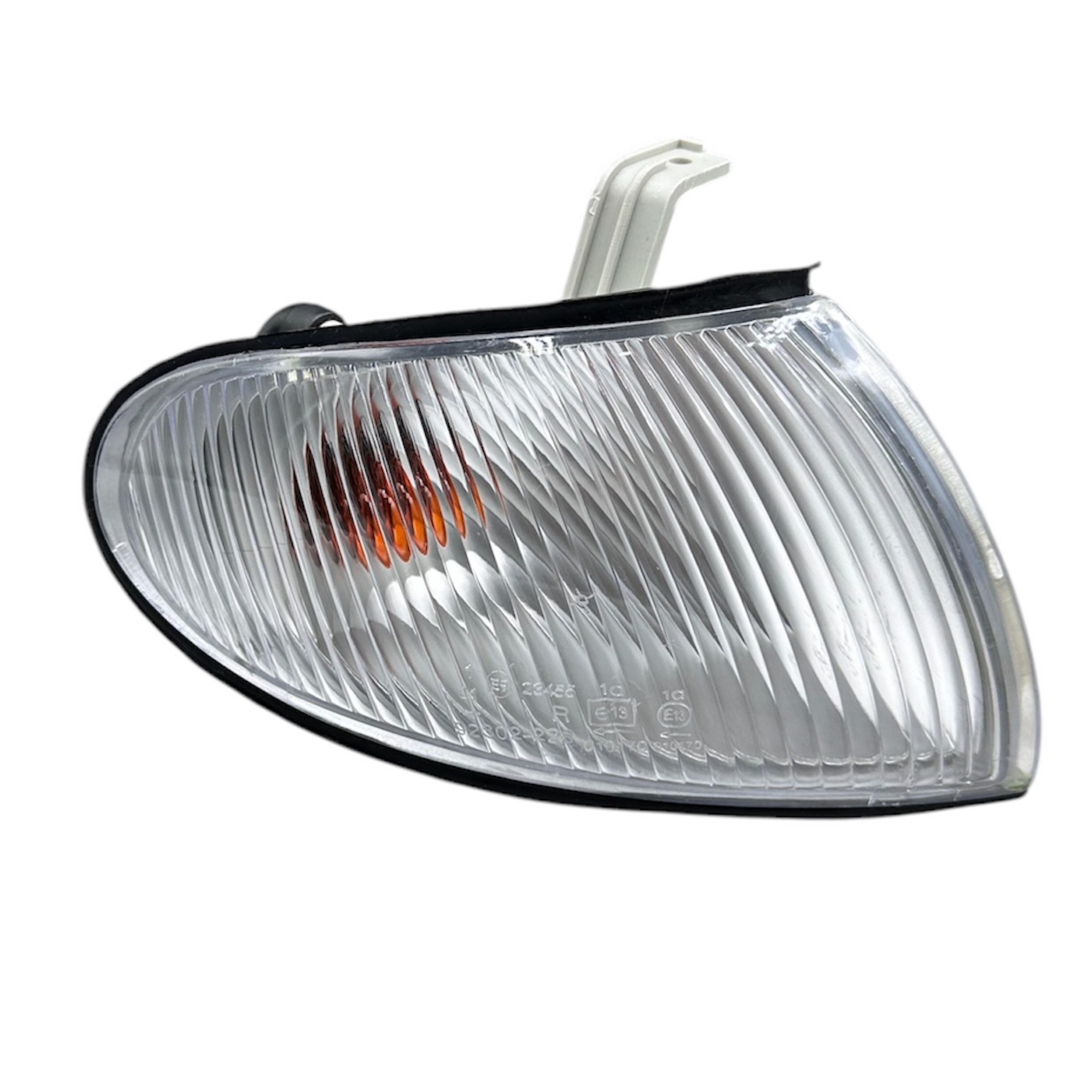 Hyundaı Sinyal Accent 98-99 Sağ (Duylu) AYDINLATMA