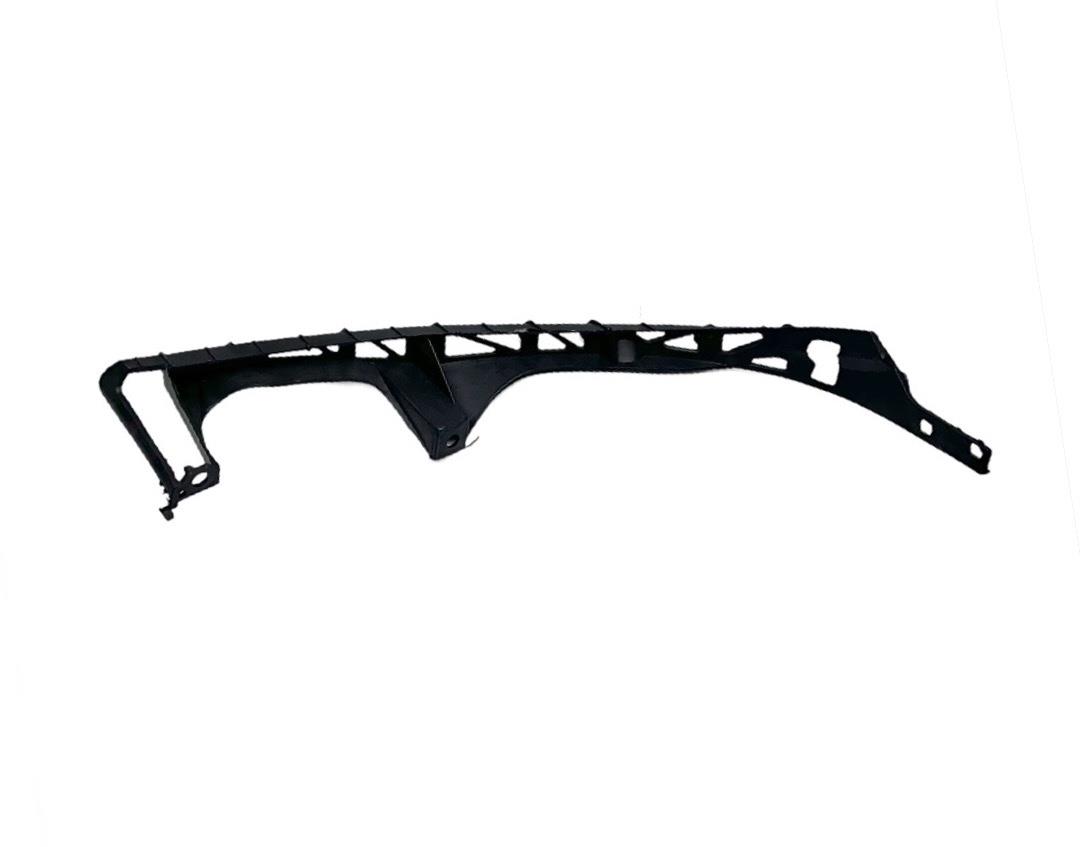 Mazda Braket Far Altı Mazda 6 02-07 Sağ (Alt) PLASTİK AKSAM