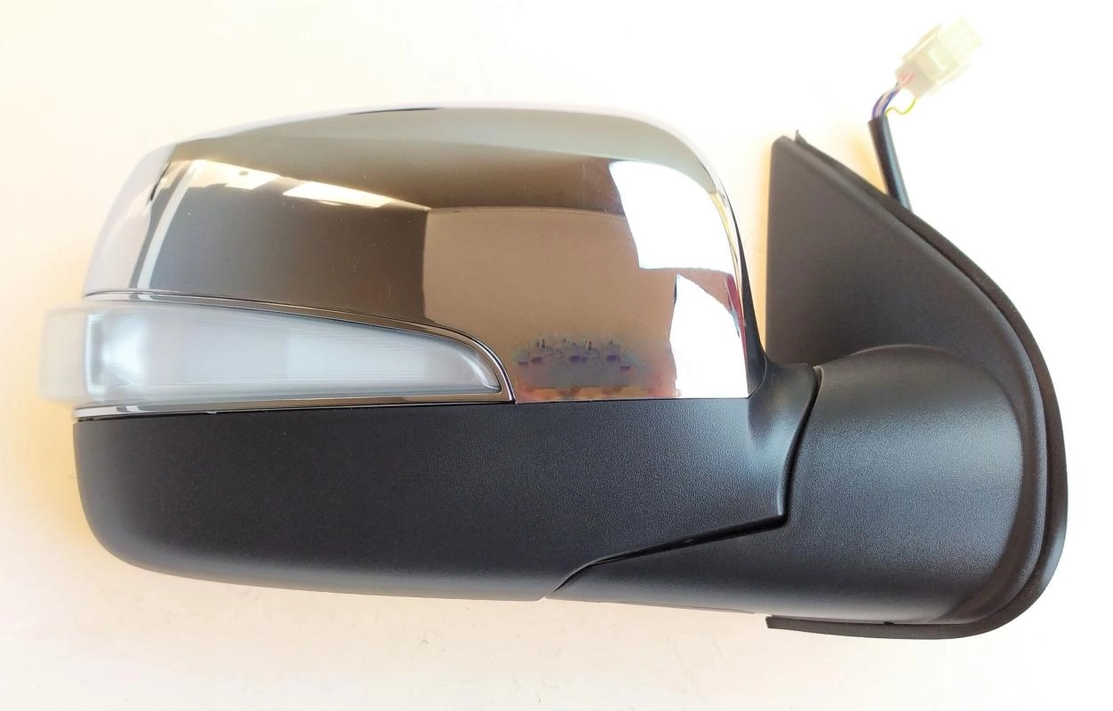 DIŞ DİKİZ AYNA ISUZU D-MAX 2009-2012 ELEKTRİKLİ KATLANIR SİNYALLİ KROM KAPAK SAĞ