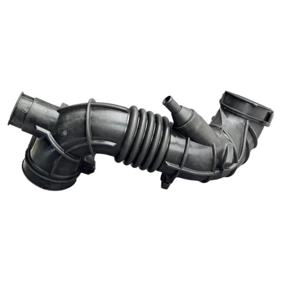Toyota Hortum Filtre Hava Avensis 2.0 03-08 MEKANİK