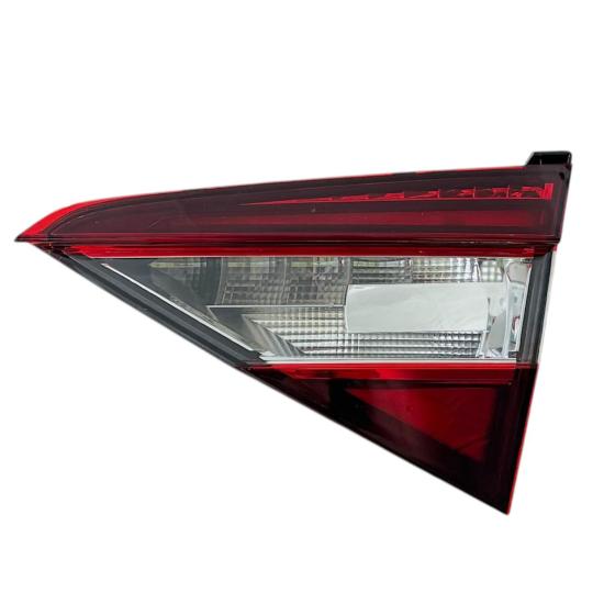 Skoda Stop Super B 16-19 İç Sağ (Ledli) AYDINLATMA