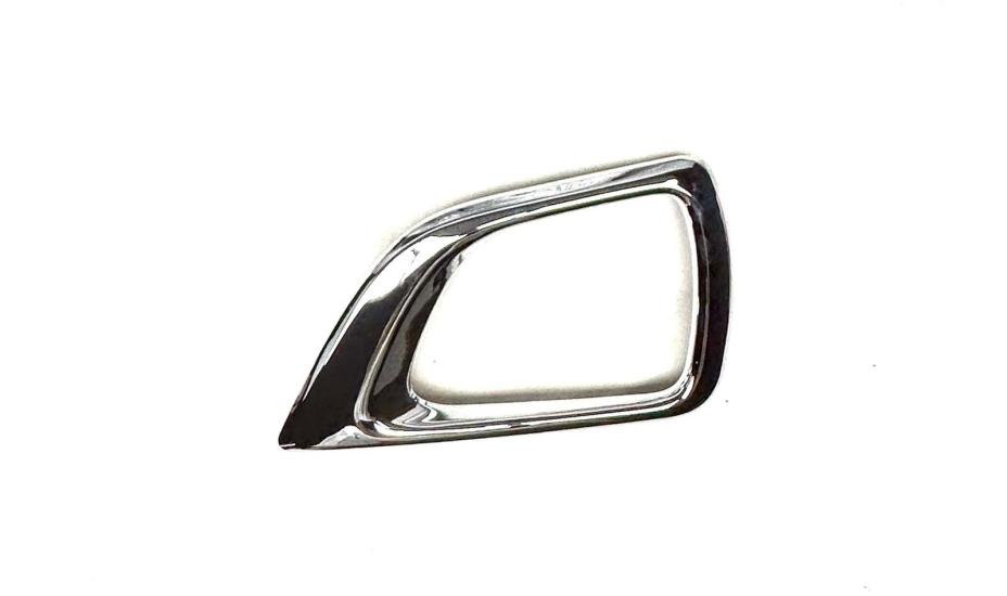 Nıssan Kapak Lamba Sis Navara 15-21 Sağ (Sisli/Krom) KAPORTA