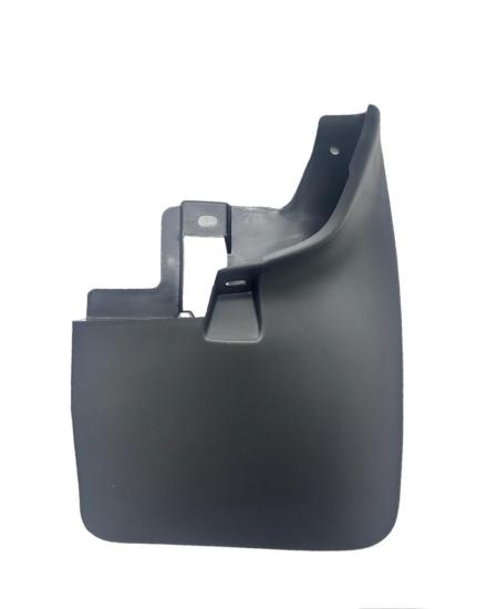 Nıssan Paçalık D22 96-00 Ön Sağ PLASTİK AKSAM