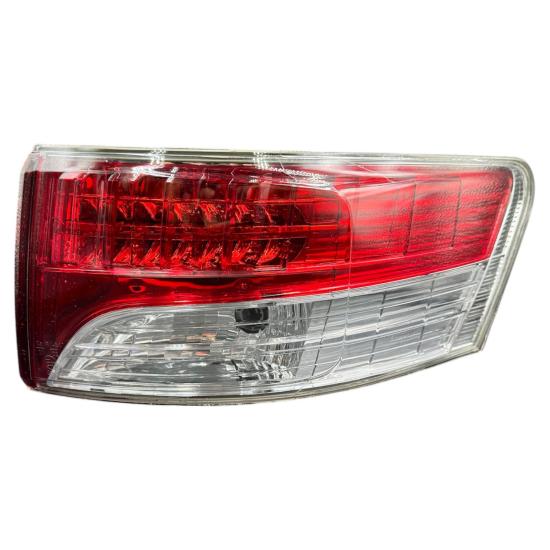Toyota Stop Avensis 08-12 Dış Sağ AYDINLATMA