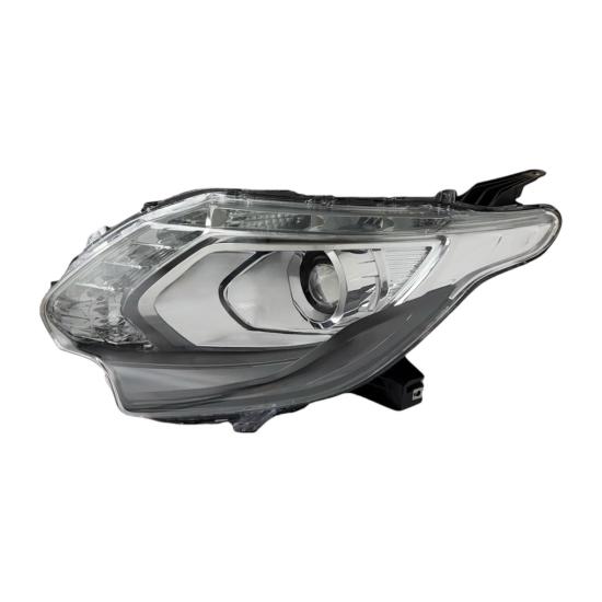 Mıtsubıshı Far L200 15-18 Sol (Mercekli/Motorlu/Elektrikli)/(Far İçi Alt Parça Siyah) AYDINLATMA