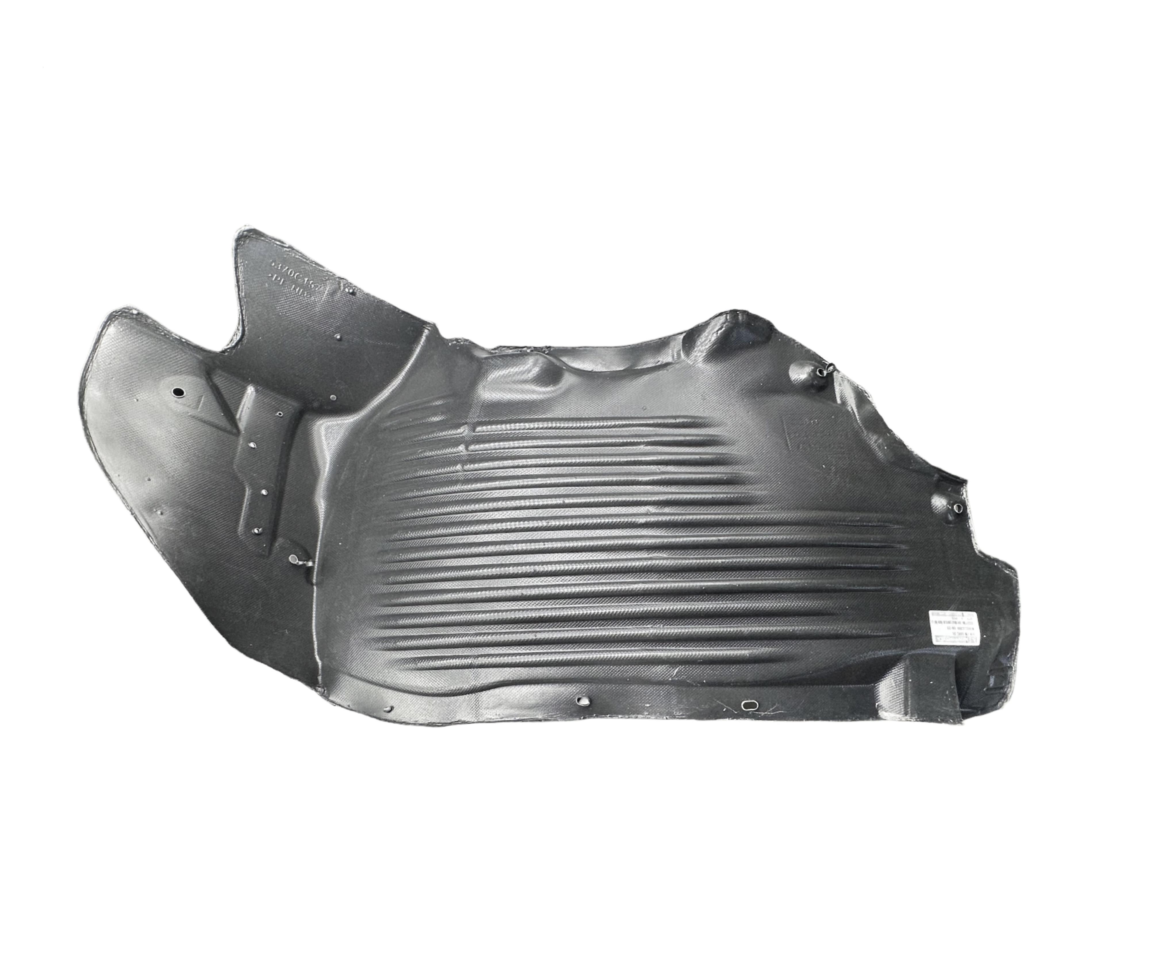 Mıtsubıshı Davlumbaz Çamurluk L200 19-21 Önün Önü Sol PLASTİK AKSAM